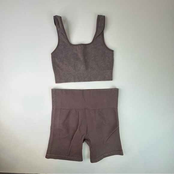 Joylab SET mocha brown ribbed Shorts and sports Bra - Picture 3 of 11